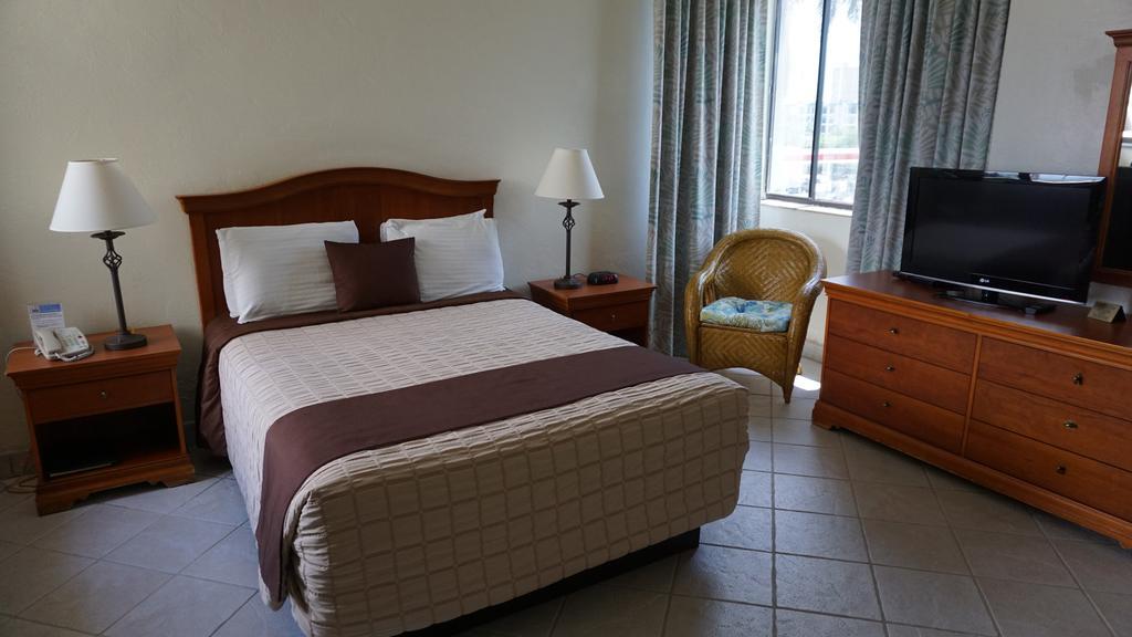 Golden Strand Resort Sunny Isles Beach Eksteriør bilde