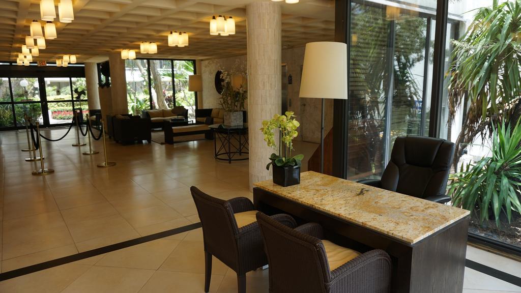 Golden Strand Resort Sunny Isles Beach Eksteriør bilde