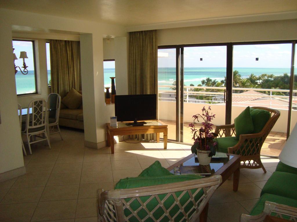 Golden Strand Resort Sunny Isles Beach Eksteriør bilde